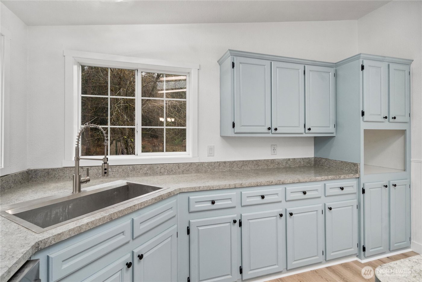 3643 SE Engledow Lane , Port Orchard, WA 98367