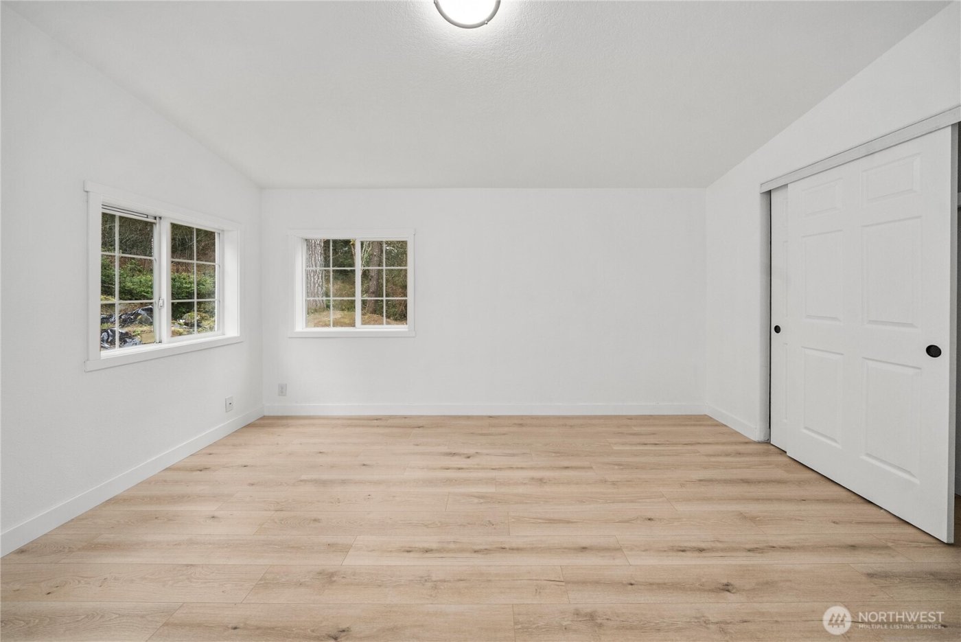 3643 SE Engledow Lane , Port Orchard, WA 98367