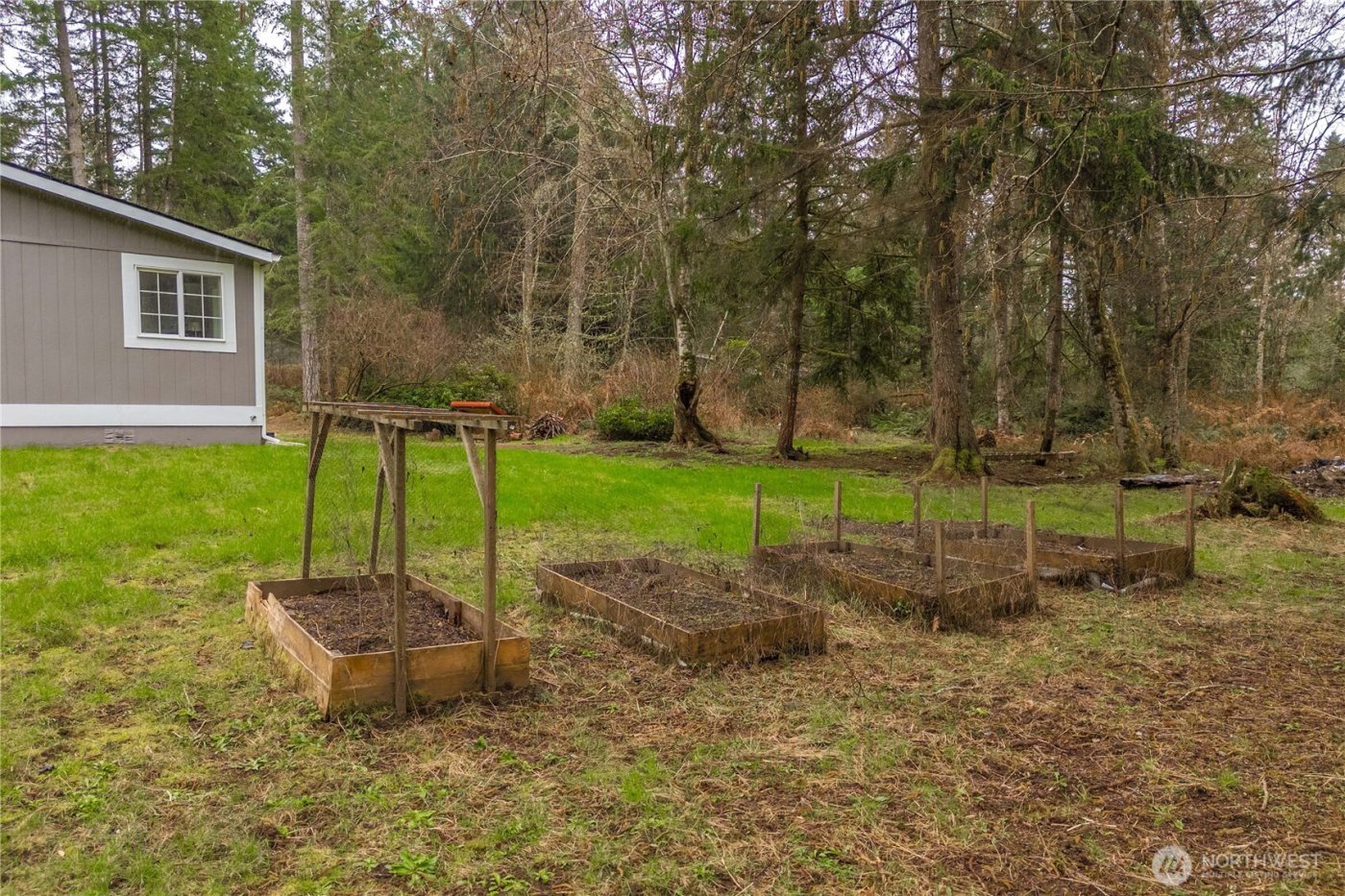 3643 SE Engledow Lane , Port Orchard, WA 98367