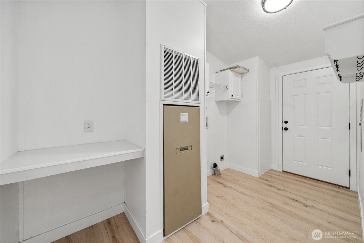 3643 SE Engledow Lane , Port Orchard, WA 98367