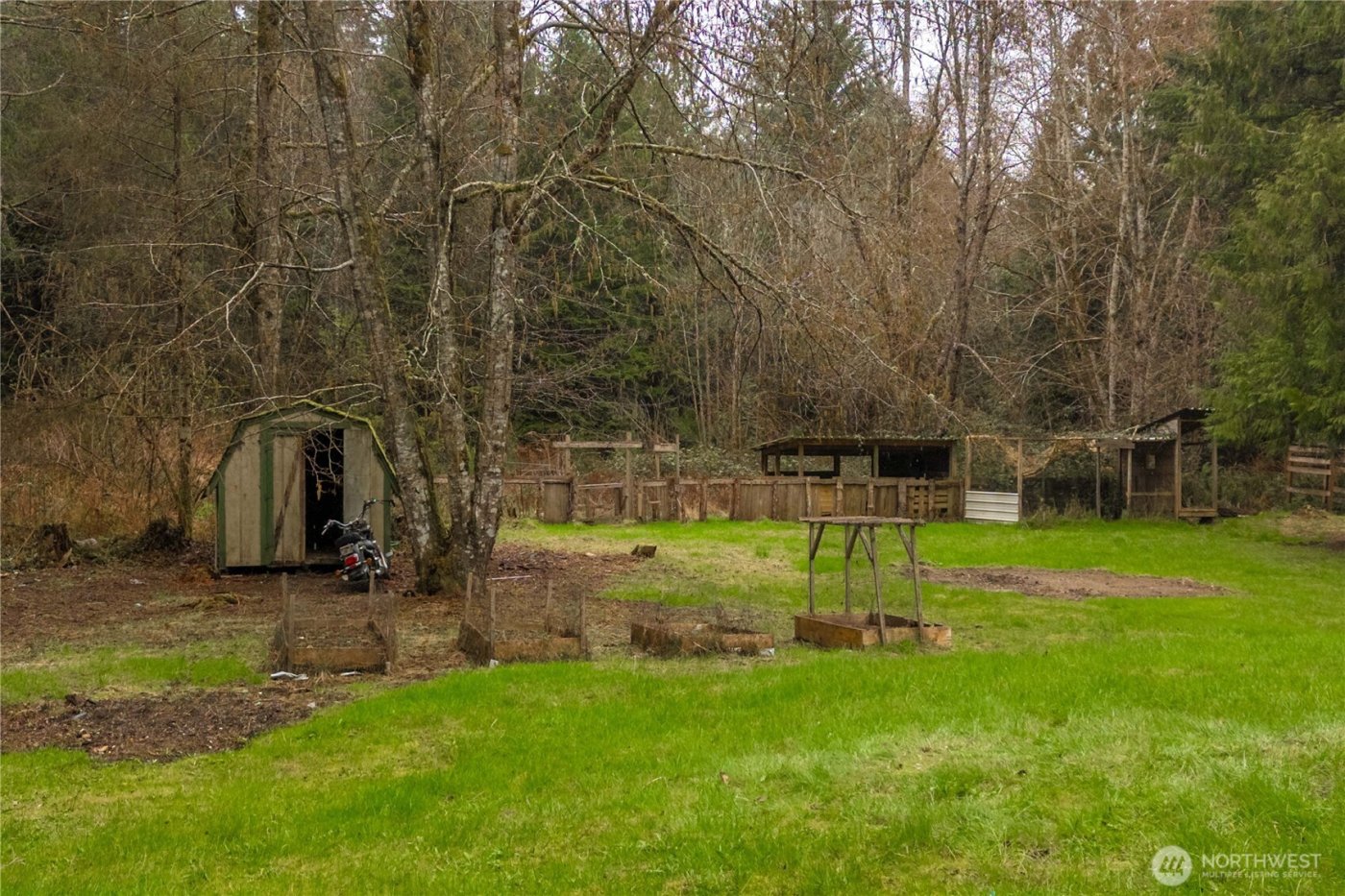 3643 SE Engledow Lane , Port Orchard, WA 98367