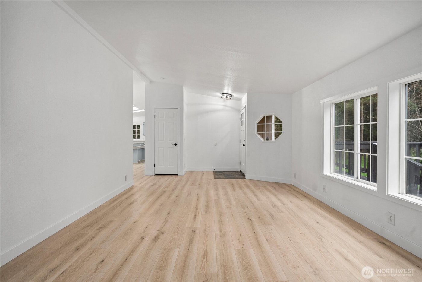 3643 SE Engledow Lane , Port Orchard, WA 98367