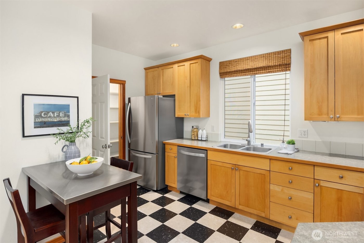 300 Wyatt Way NE #1, Bainbridge Island, WA 98110