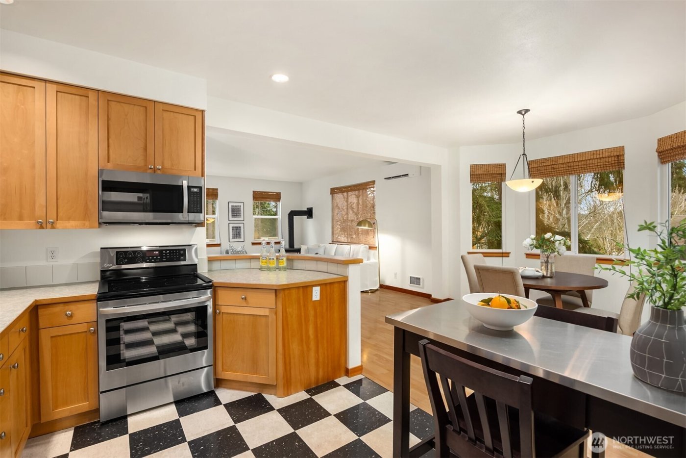 300 Wyatt Way NE #1, Bainbridge Island, WA 98110