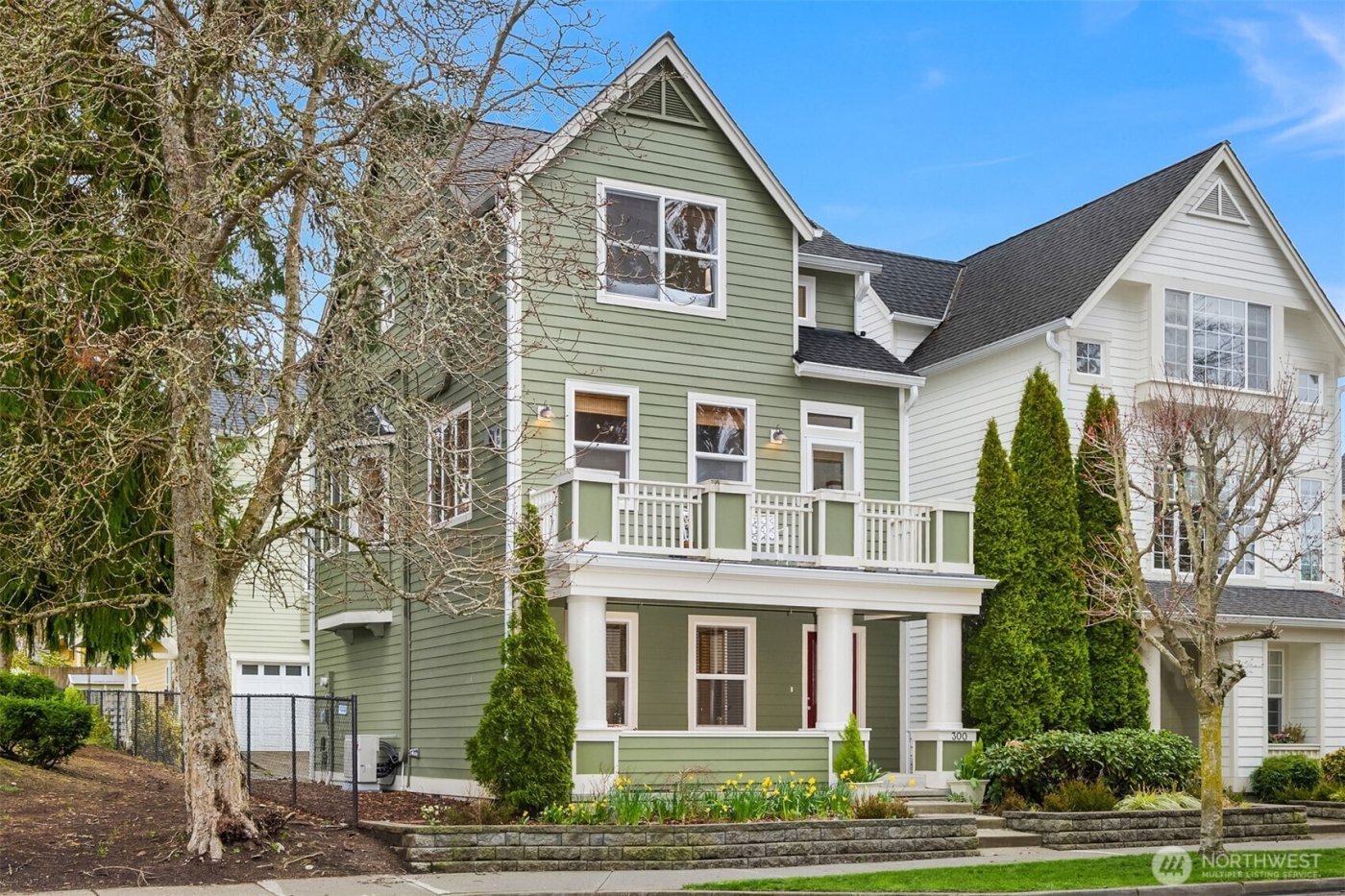 300 Wyatt Way NE #1, Bainbridge Island, WA 98110