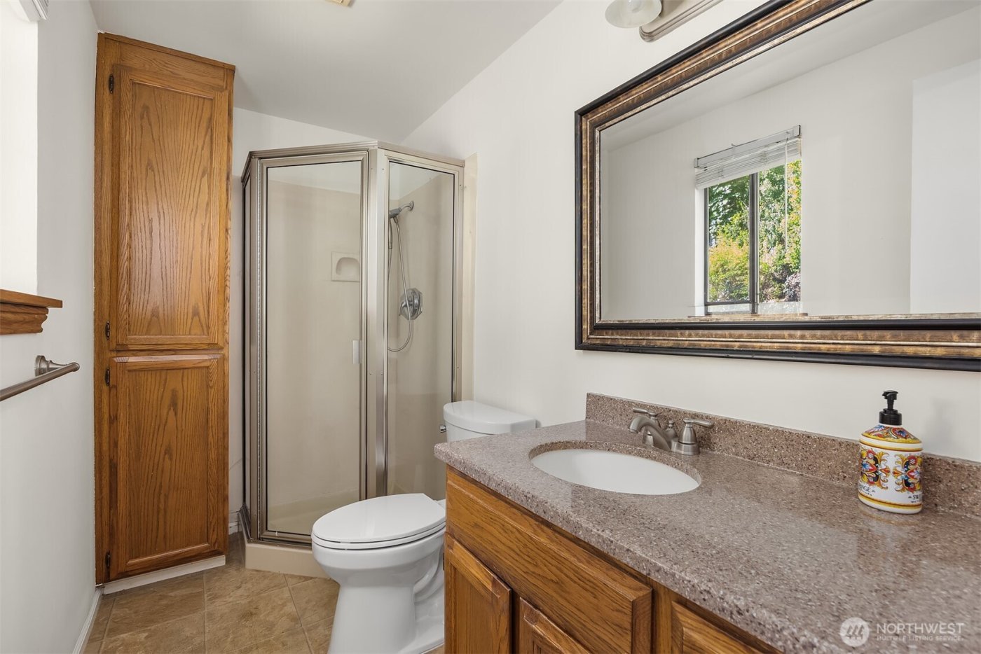 20816 1st Place S, Des Moines, WA 98198