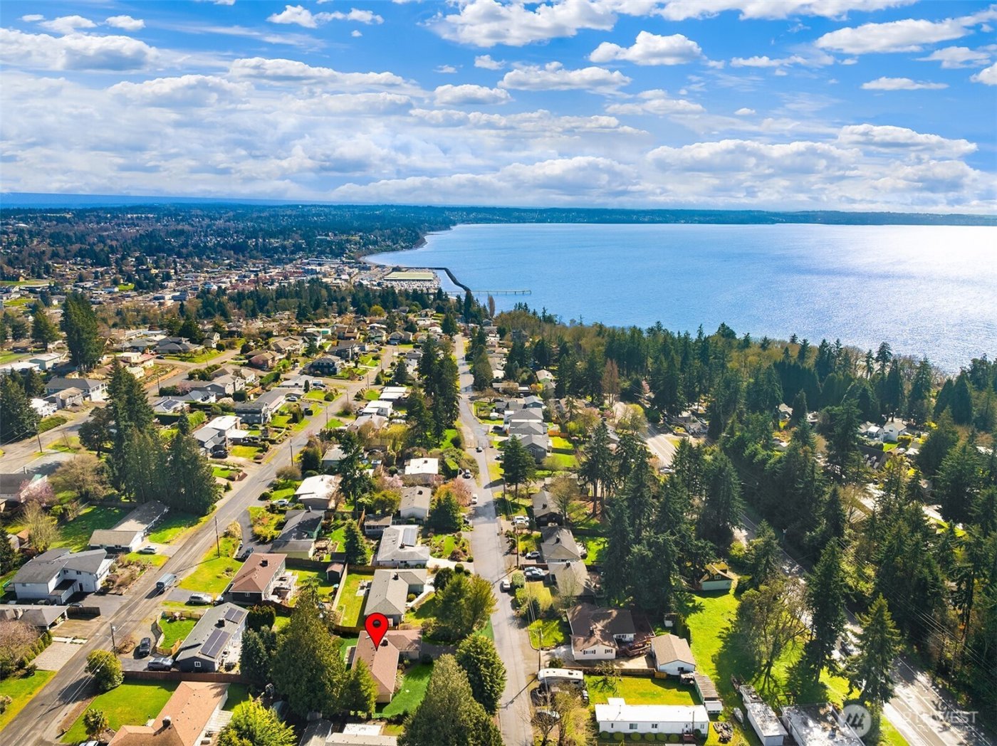 20816 1st Place S, Des Moines, WA 98198