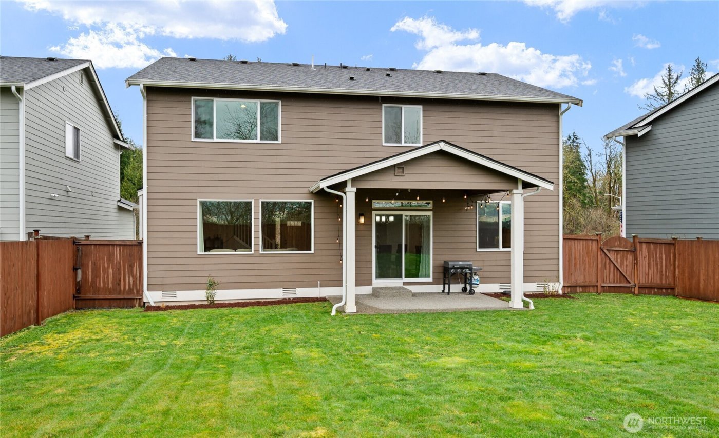 711 10th St , Sultan, WA 98294