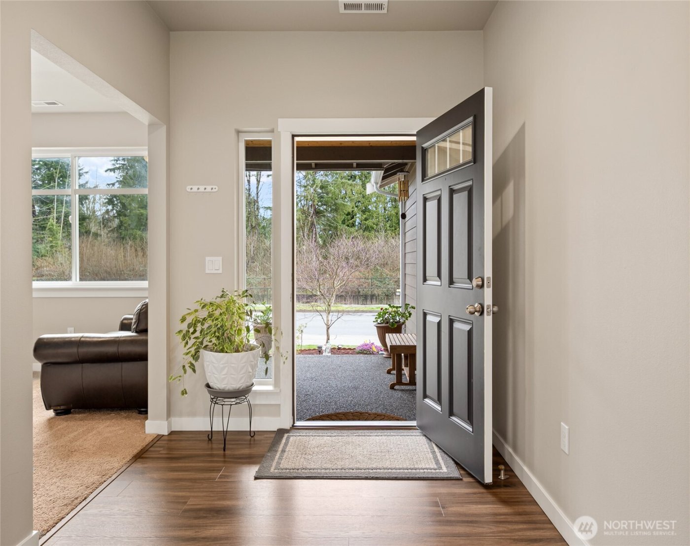 711 10th St , Sultan, WA 98294