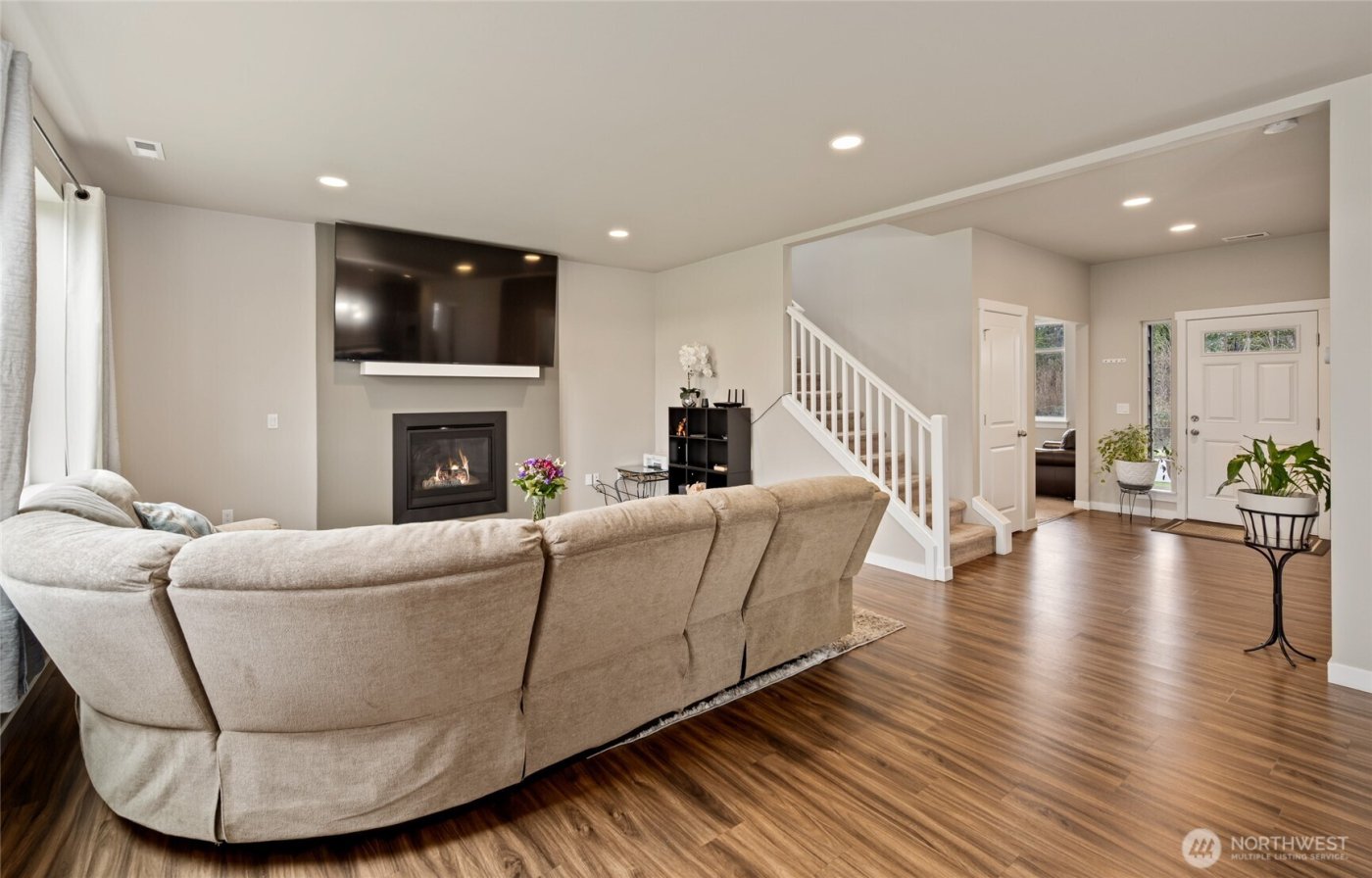 711 10th St , Sultan, WA 98294