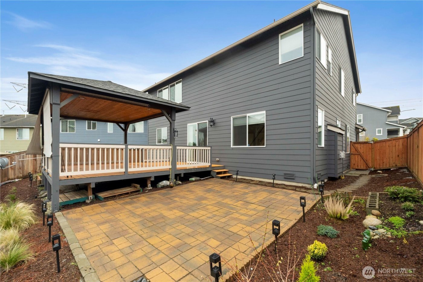 916 SW 341st St , Federal Way, WA 98023