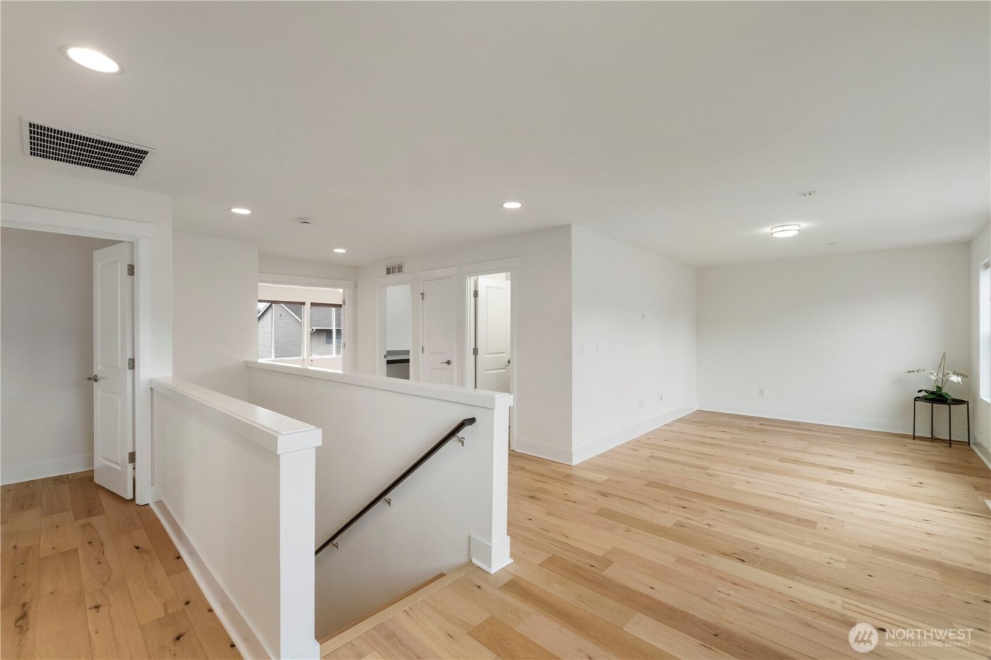 916 SW 341st St , Federal Way, WA 98023