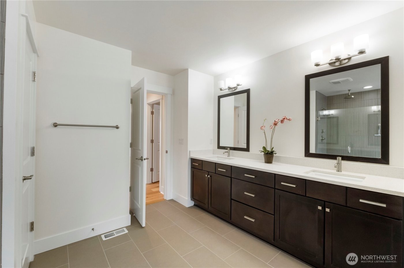 916 SW 341st St , Federal Way, WA 98023