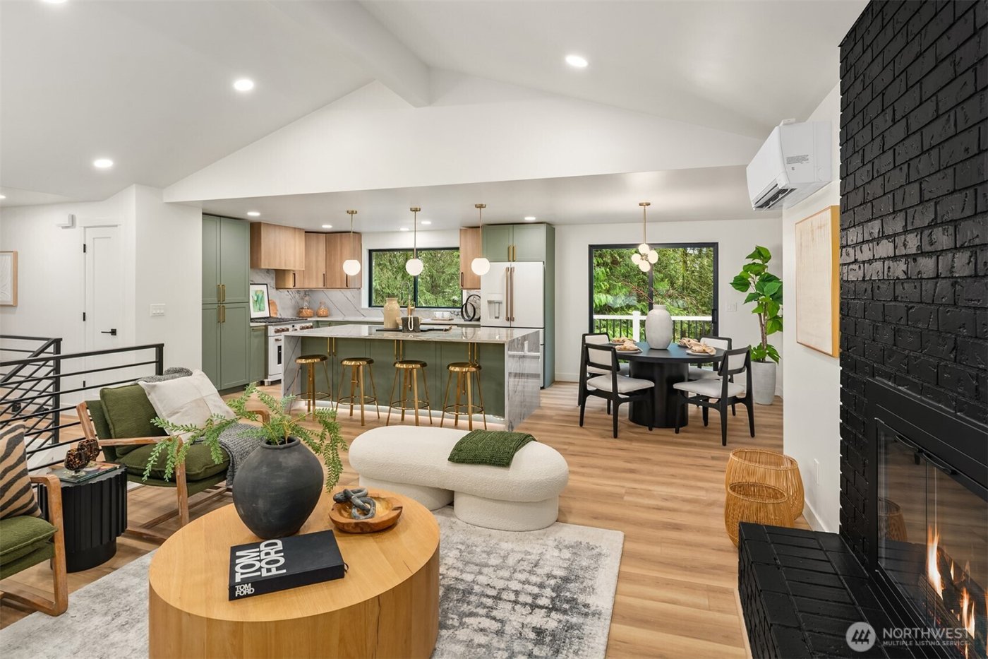 8107 214th Place SE, Woodinville, WA 98072-9744