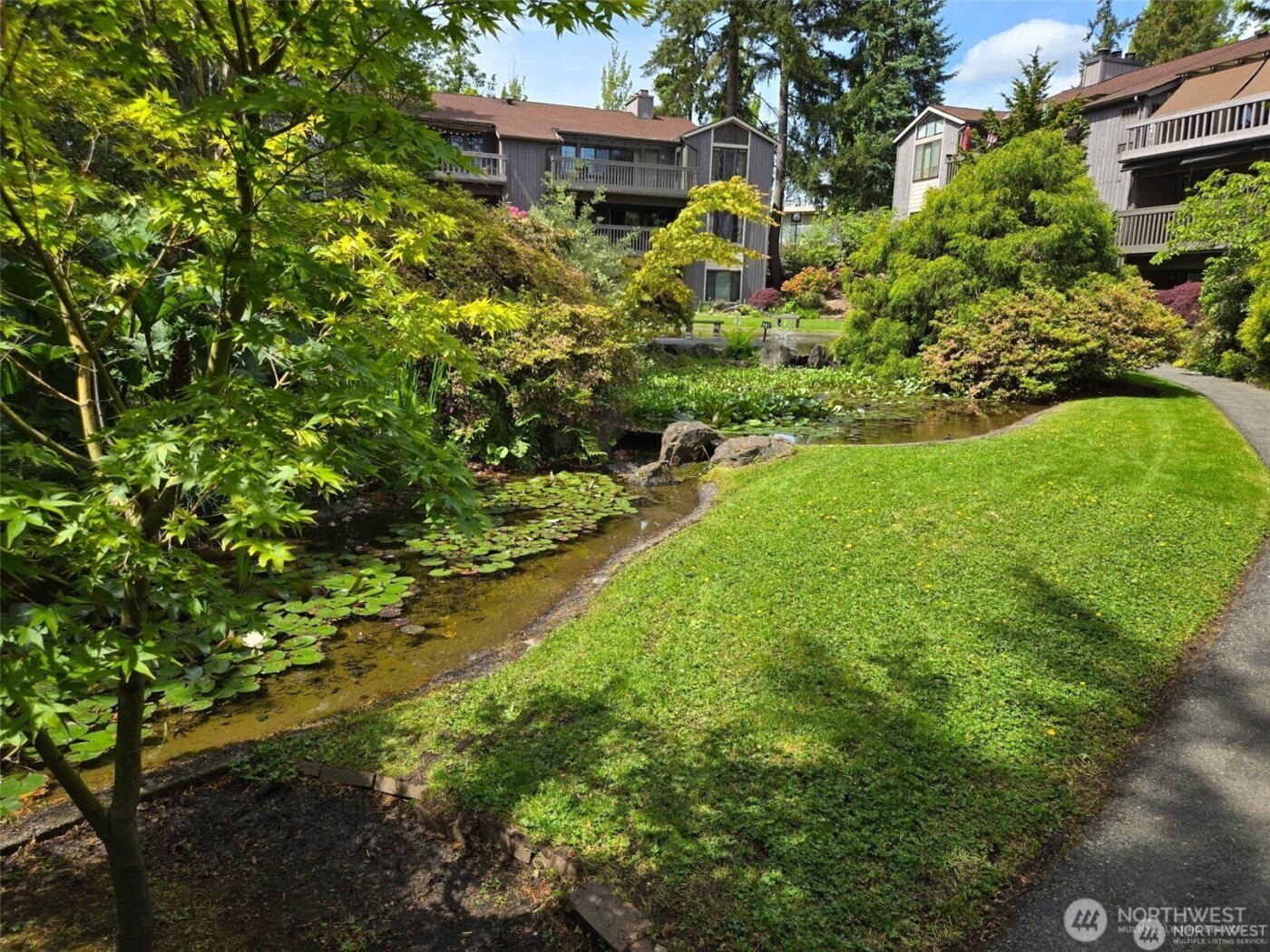 1524 NE 140th Street #D2, Seattle, WA 98125
