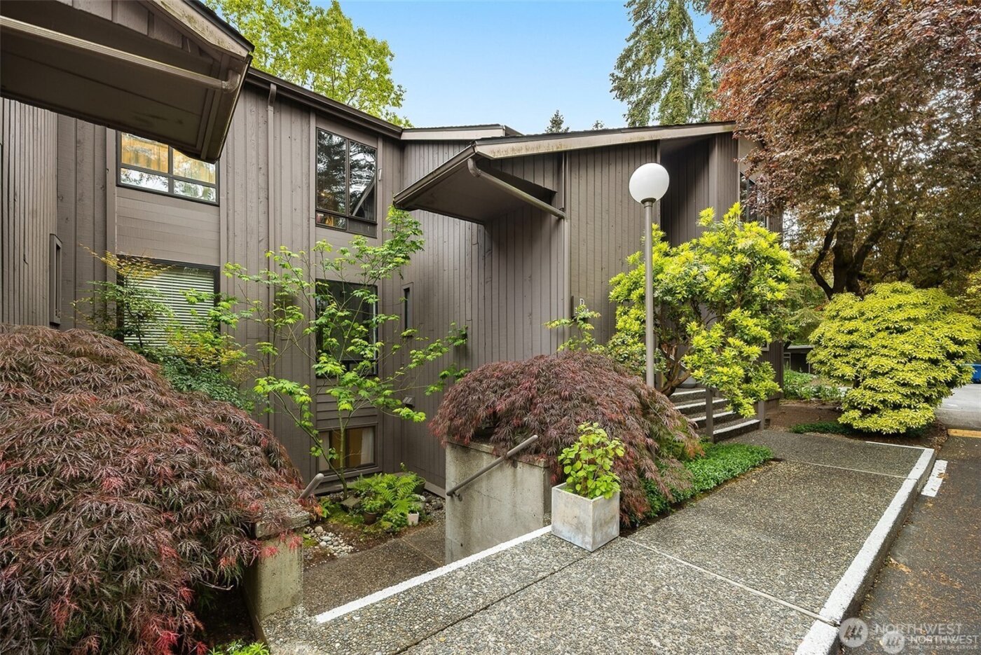 1524 NE 140th Street #D2, Seattle, WA 98125
