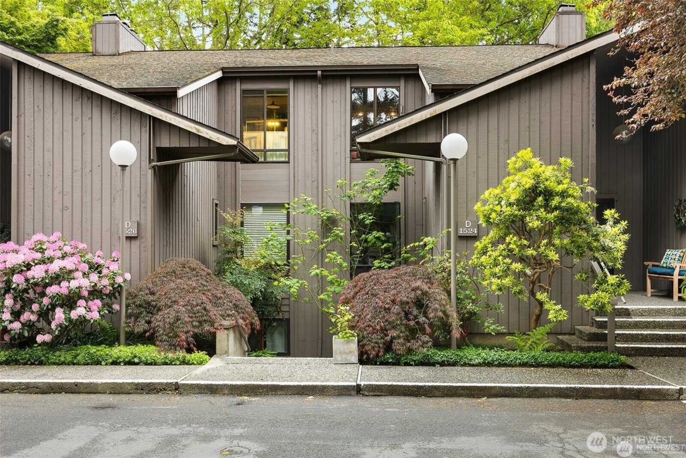 1524 NE 140th Street #D2, Seattle, WA 98125