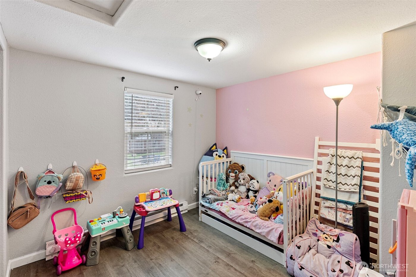 1325 Carr Boulevard , Bremerton, WA 98312