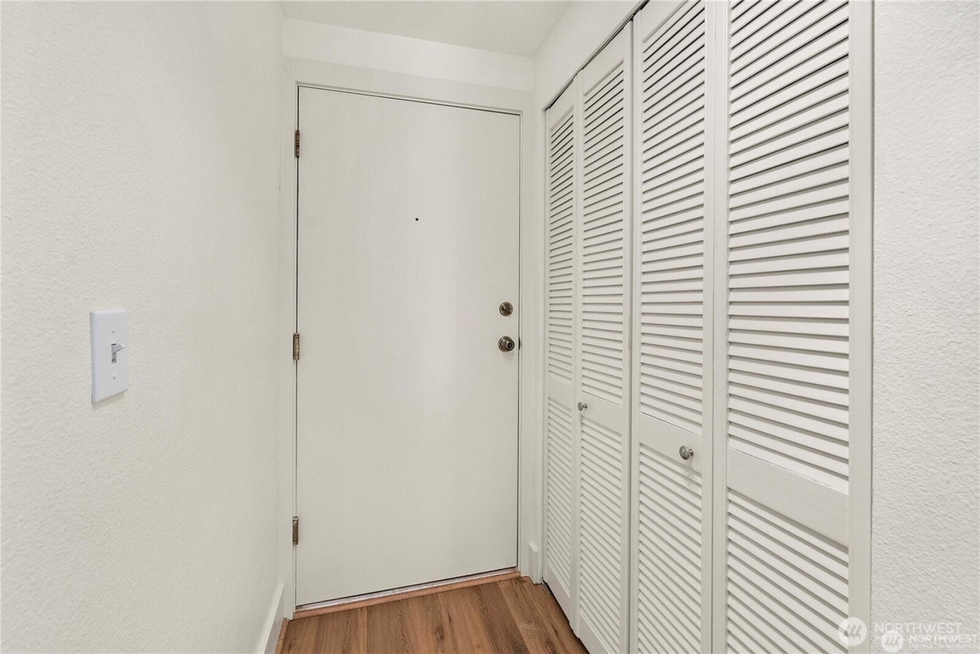 4831 Fauntleroy Way SW #401, Seattle, WA 98116