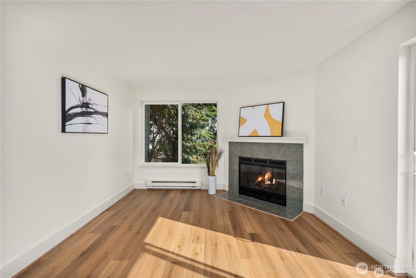 4831 Fauntleroy Way SW #401, Seattle, WA 98116