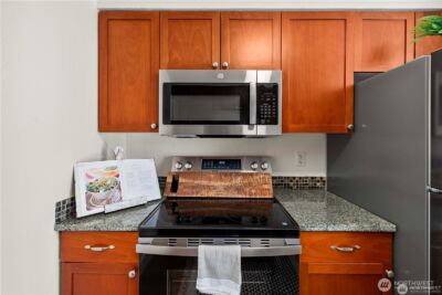 4831 Fauntleroy Way SW #401, Seattle, WA 98116 - Photo 8