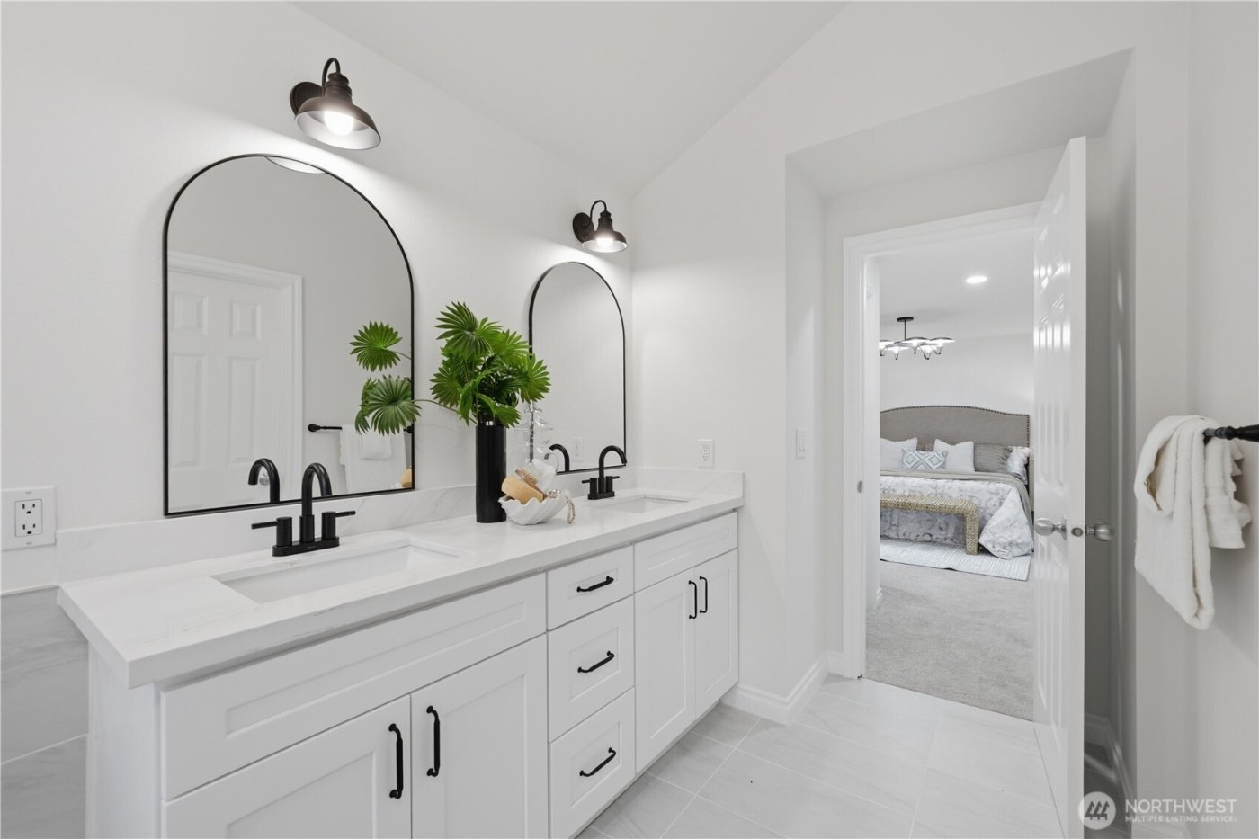 23345 NE 24th Place , Sammamish, WA 98074