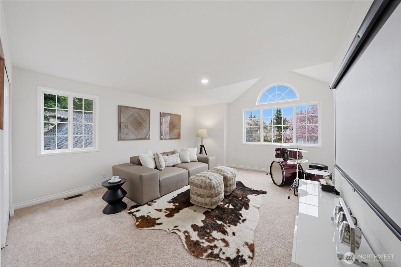 23345 NE 24th Place , Sammamish, WA 98074