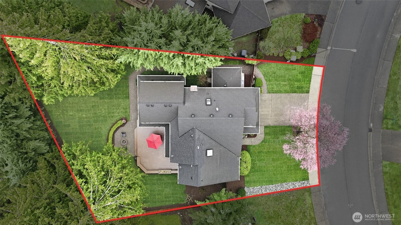 23345 NE 24th Place , Sammamish, WA 98074