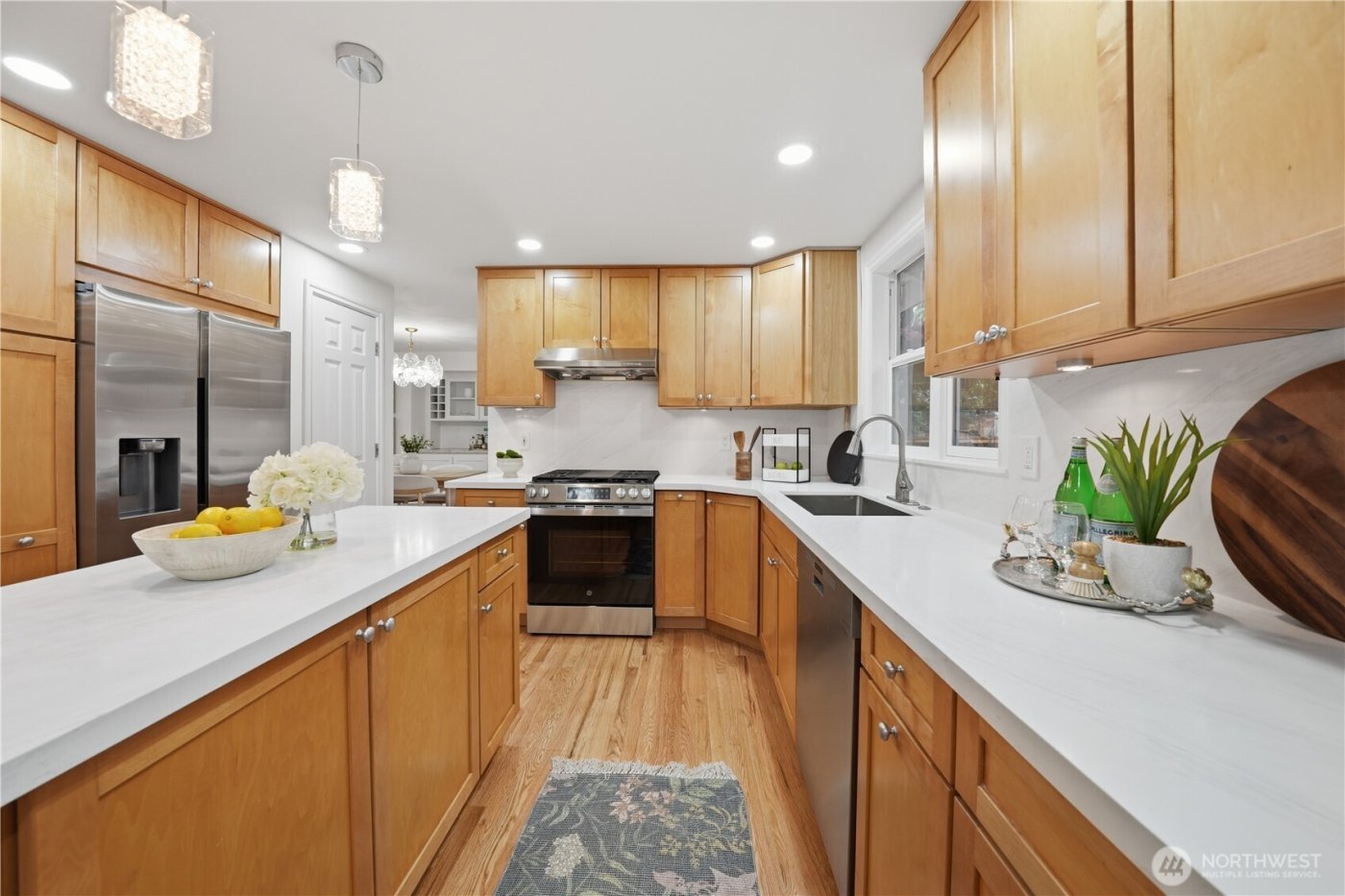 23345 NE 24th Place , Sammamish, WA 98074