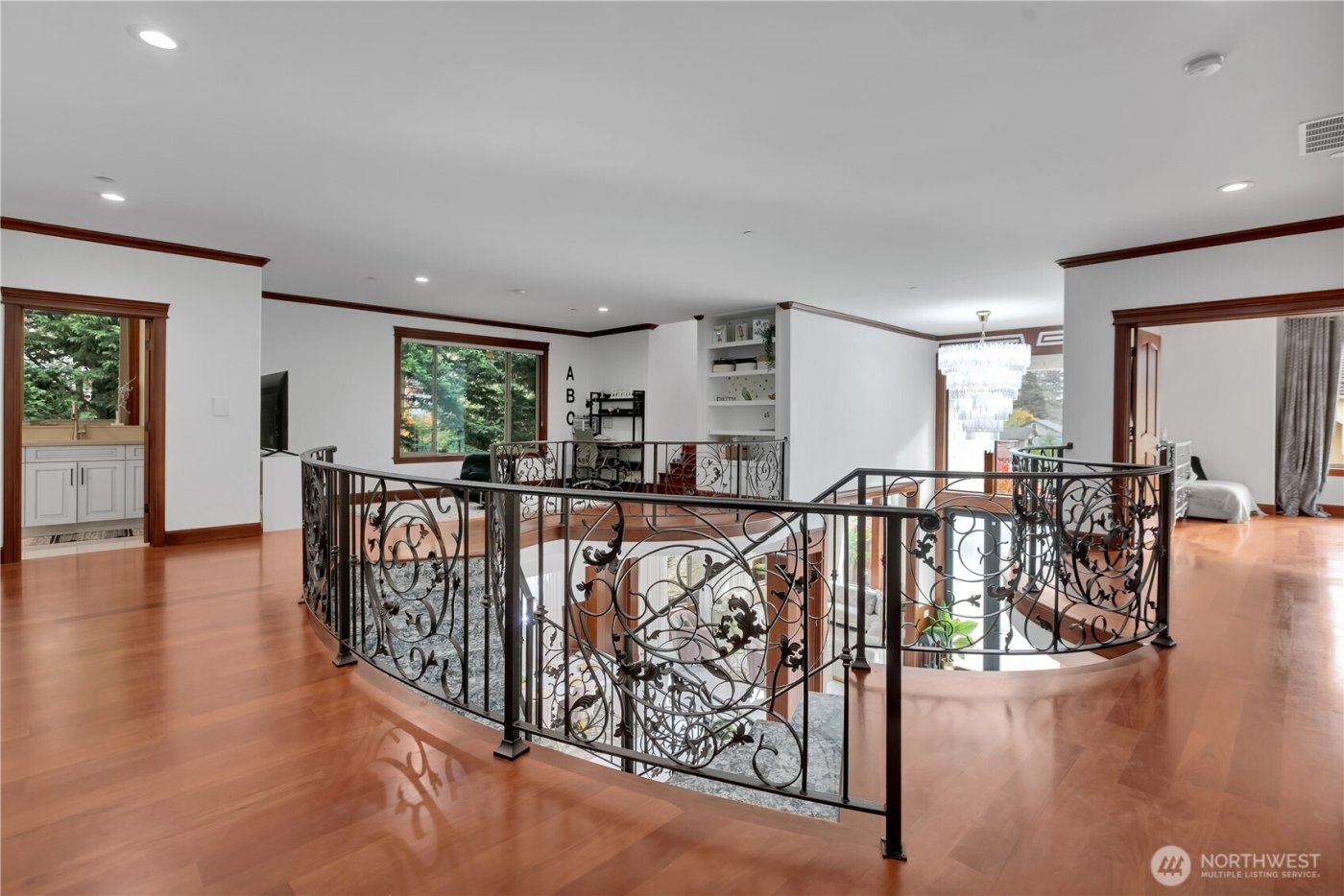 11732 SE 269th Place , Kent, WA 98030