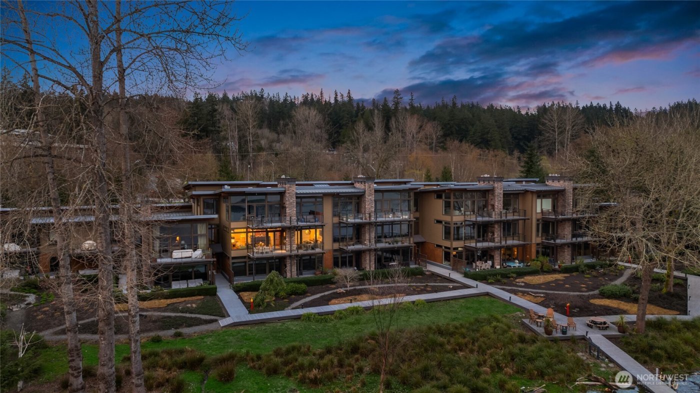 4309 E Lake Sammamish Parkway SE #4309, Issaquah, WA 98029