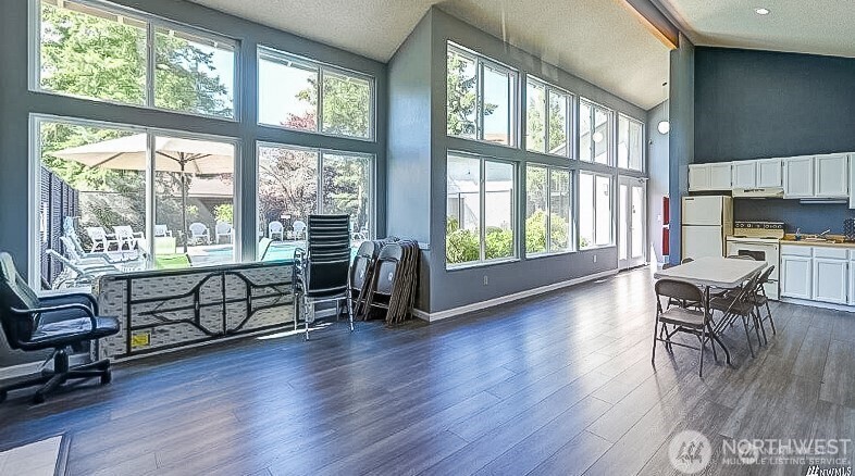 1220 SW 132nd Lane #523, Burien, WA 98146