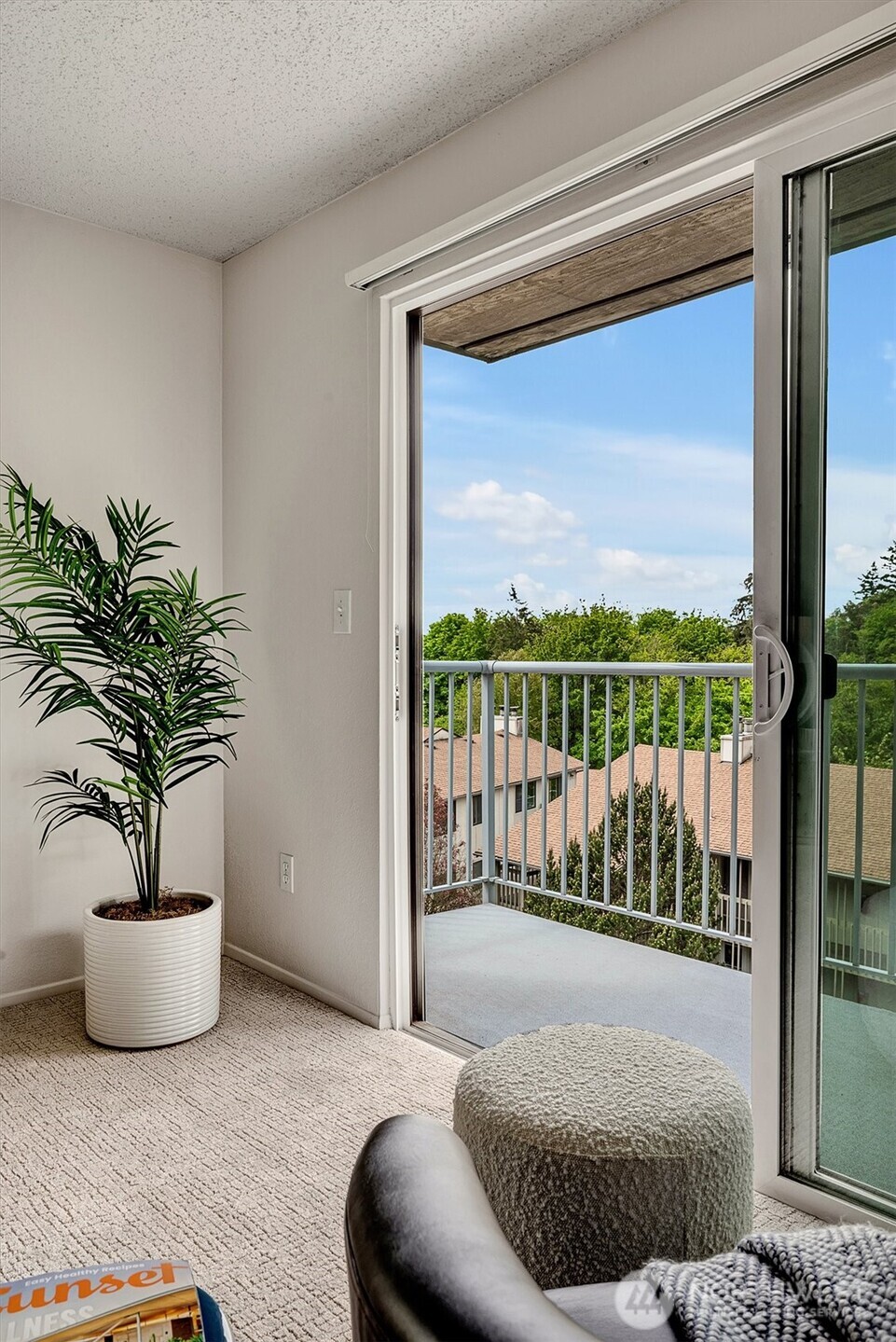 1220 SW 132nd Lane #523, Burien, WA 98146