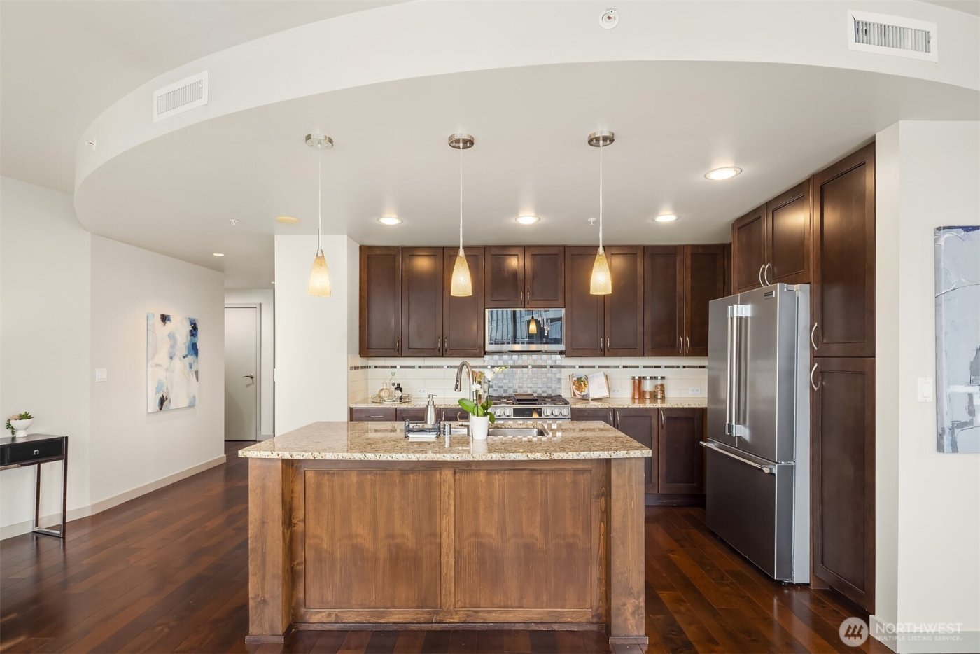 10610 NE 9th Place #1605, Bellevue, WA 98004