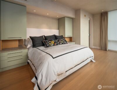 715 2nd Avenue #1501, Seattle, WA 98104 - Photo 32