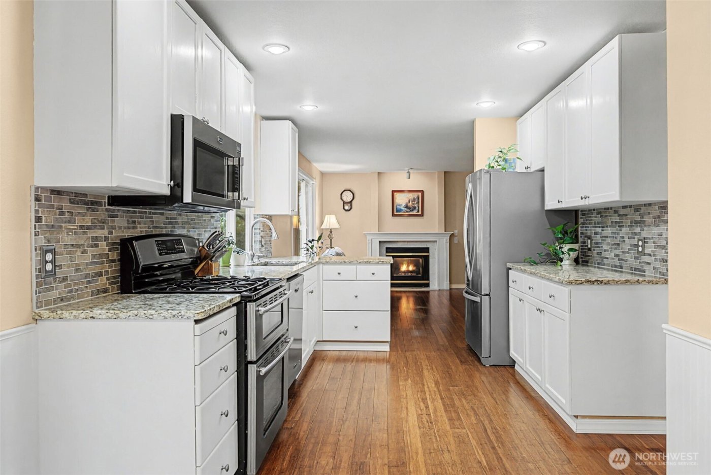 23312 SE 239th Street , Maple Valley, WA 98038