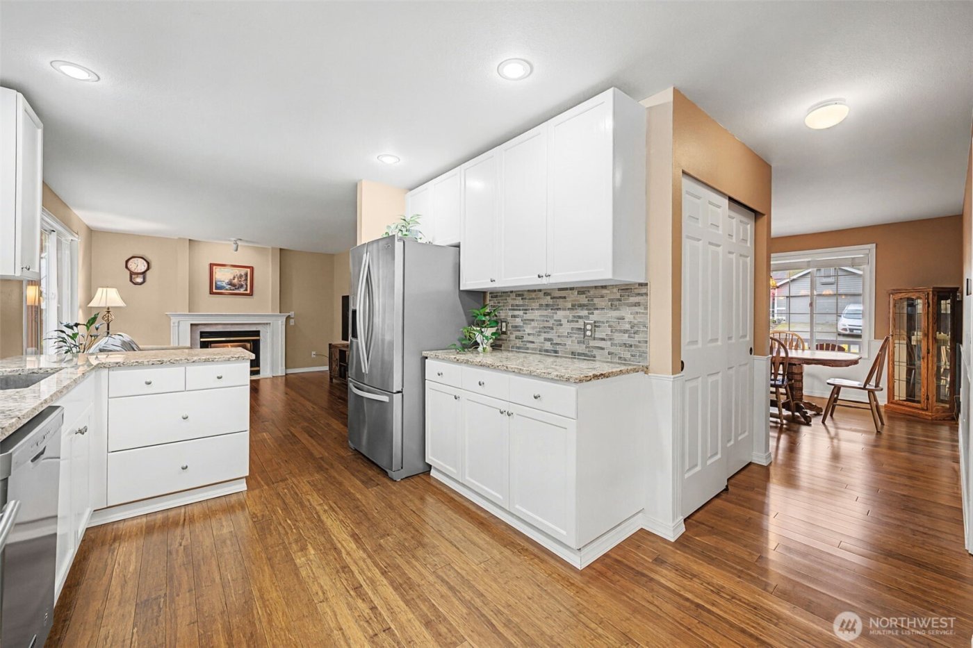 23312 SE 239th Street , Maple Valley, WA 98038