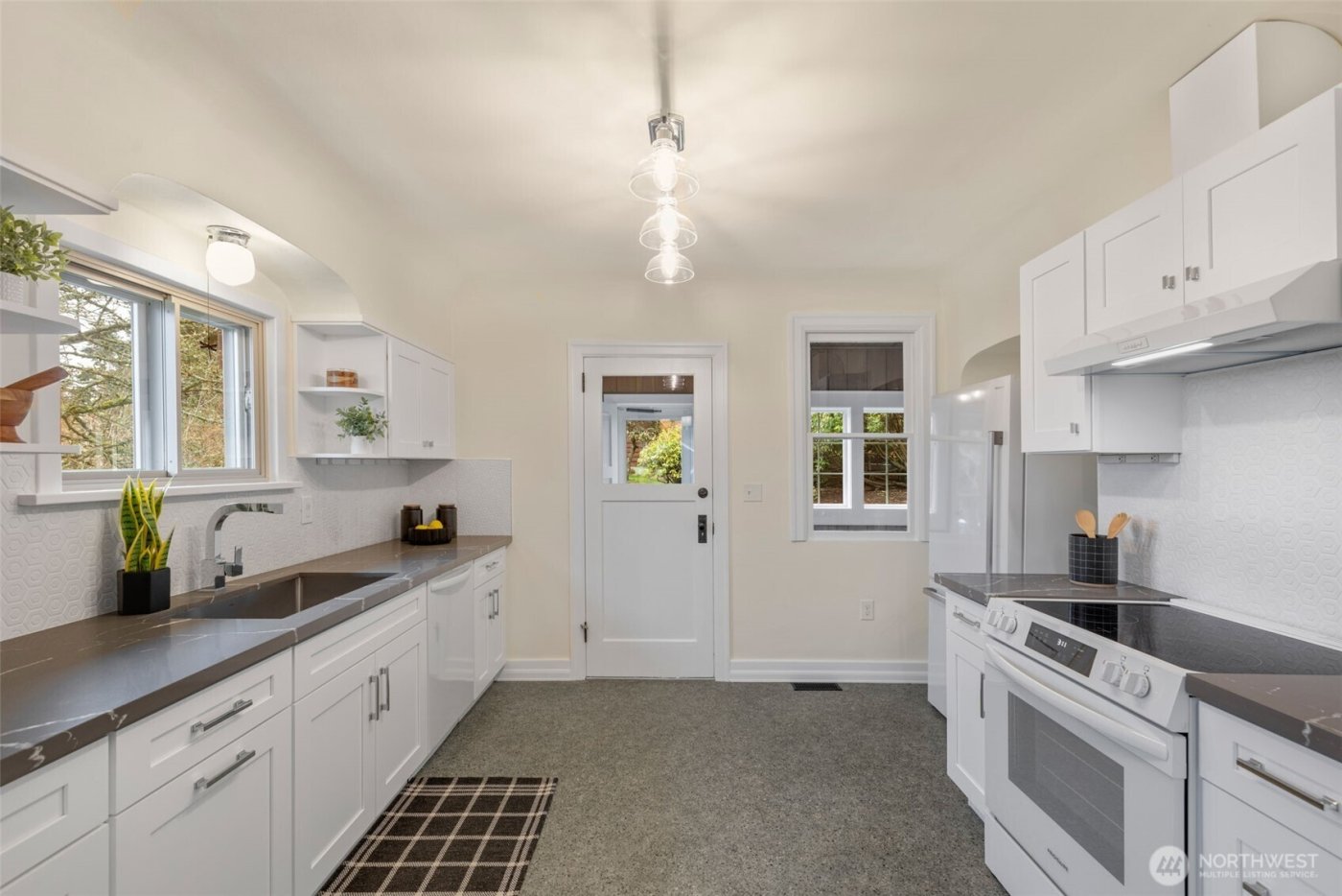 2223 S 124th Street , Burien, WA 98168