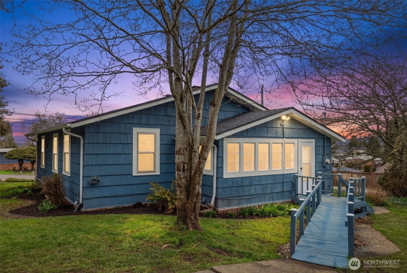 2223 S 124th Street , Burien, WA 98168