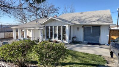 1010 E Terrace Ave , Moses Lake, WA 98837