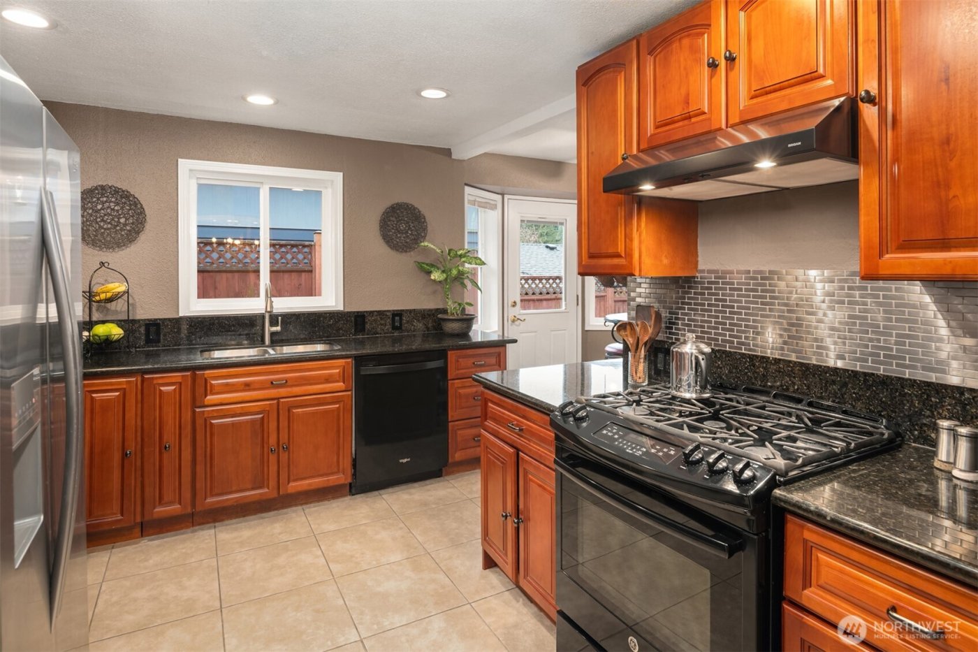 16534 4th Avenue S, Burien, WA 98148