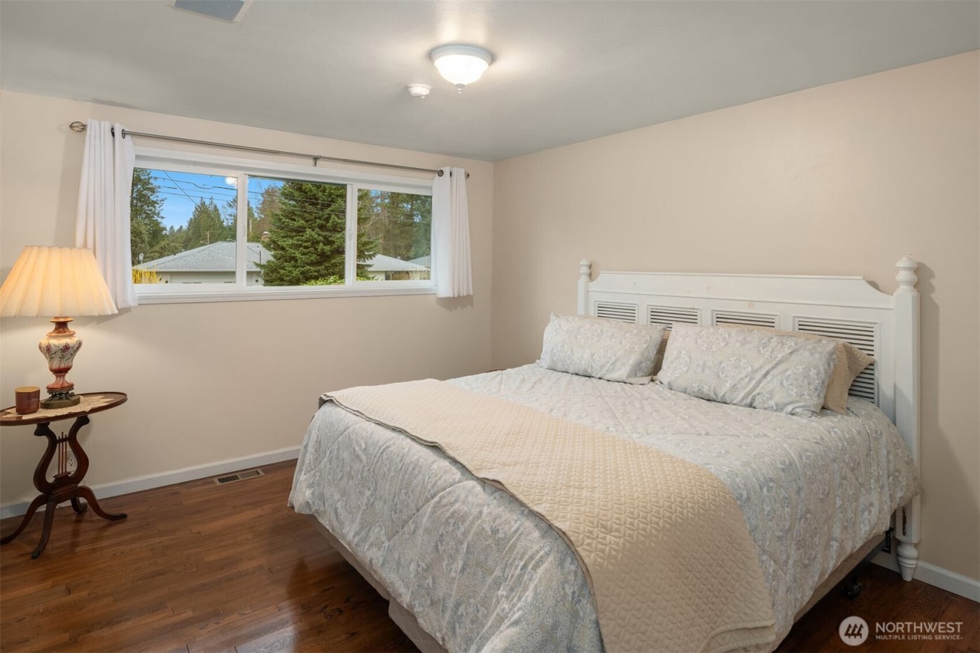 16534 4th Avenue S, Burien, WA 98148