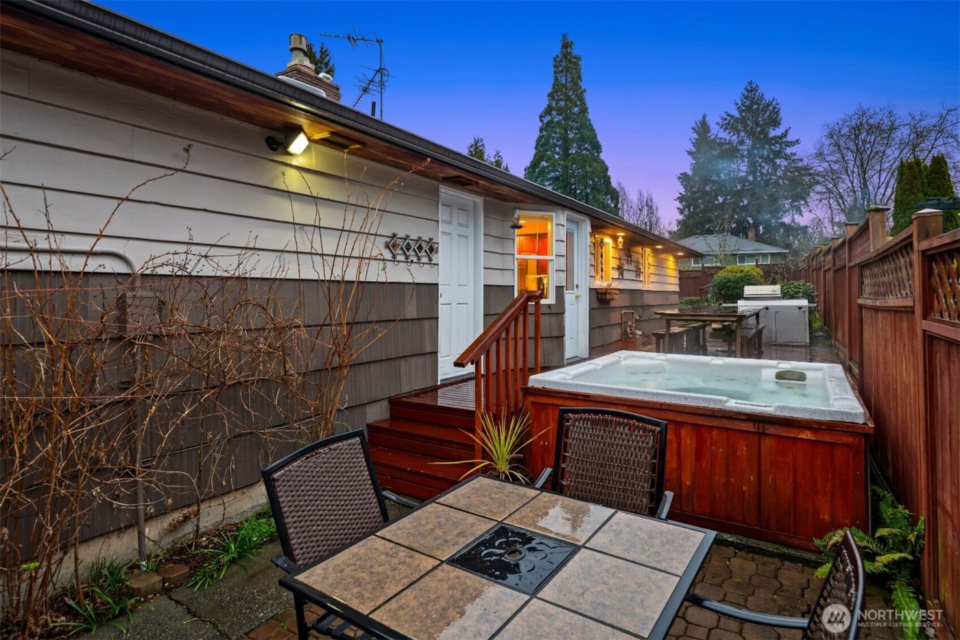 16534 4th Avenue S, Burien, WA 98148