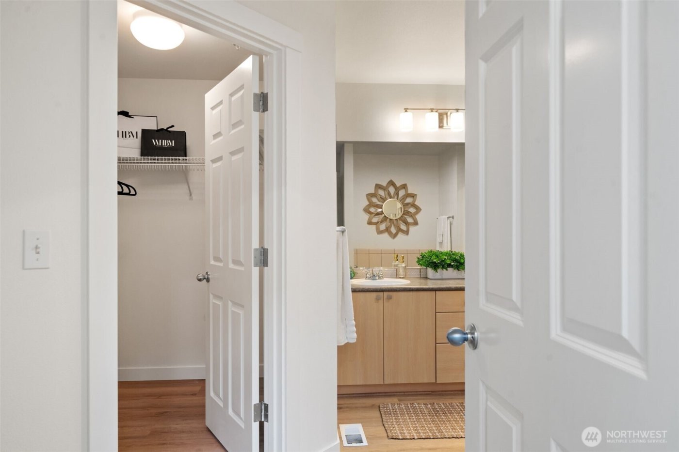 8315 NE 140th Street , Kirkland, WA 98034