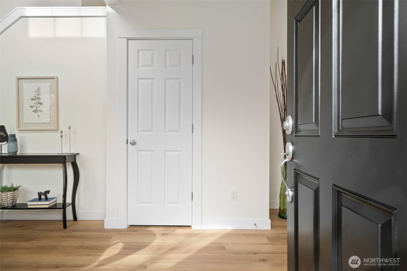 8315 NE 140th Street , Kirkland, WA 98034