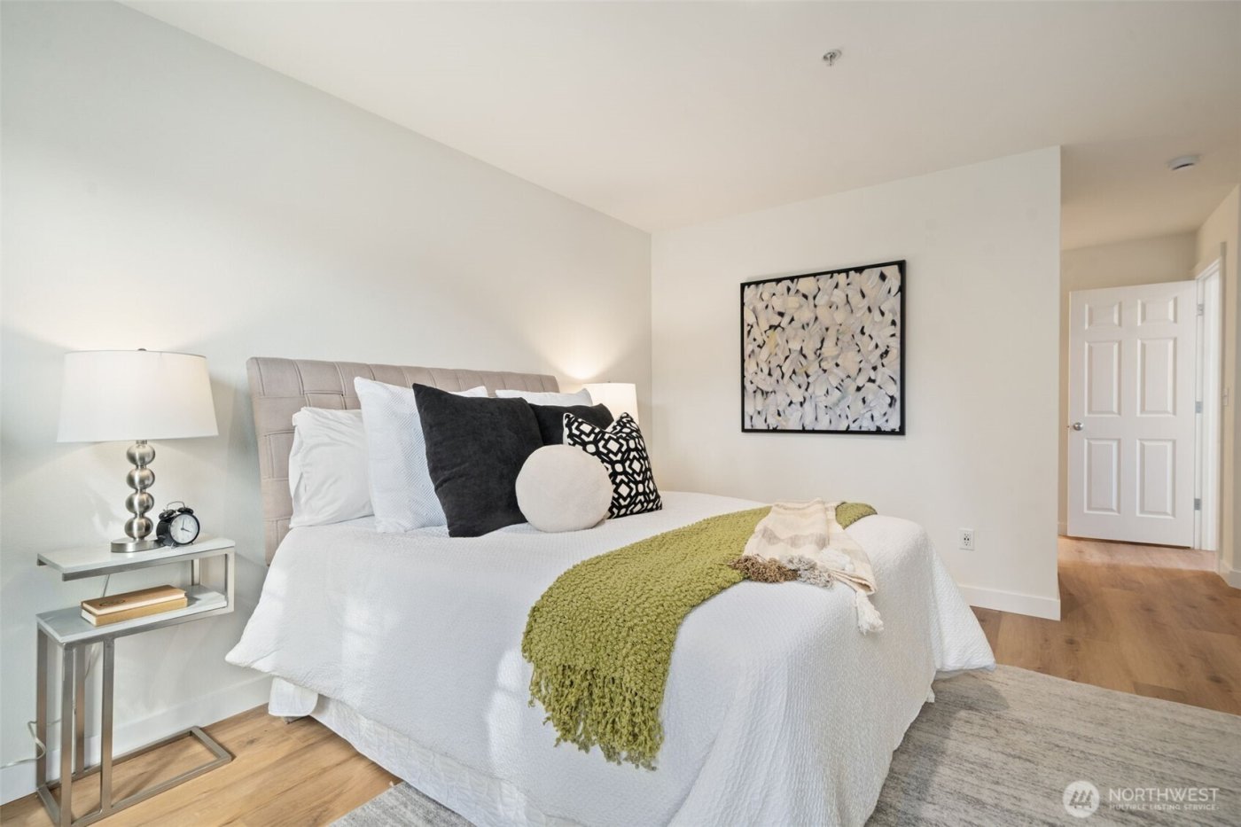 8315 NE 140th Street , Kirkland, WA 98034