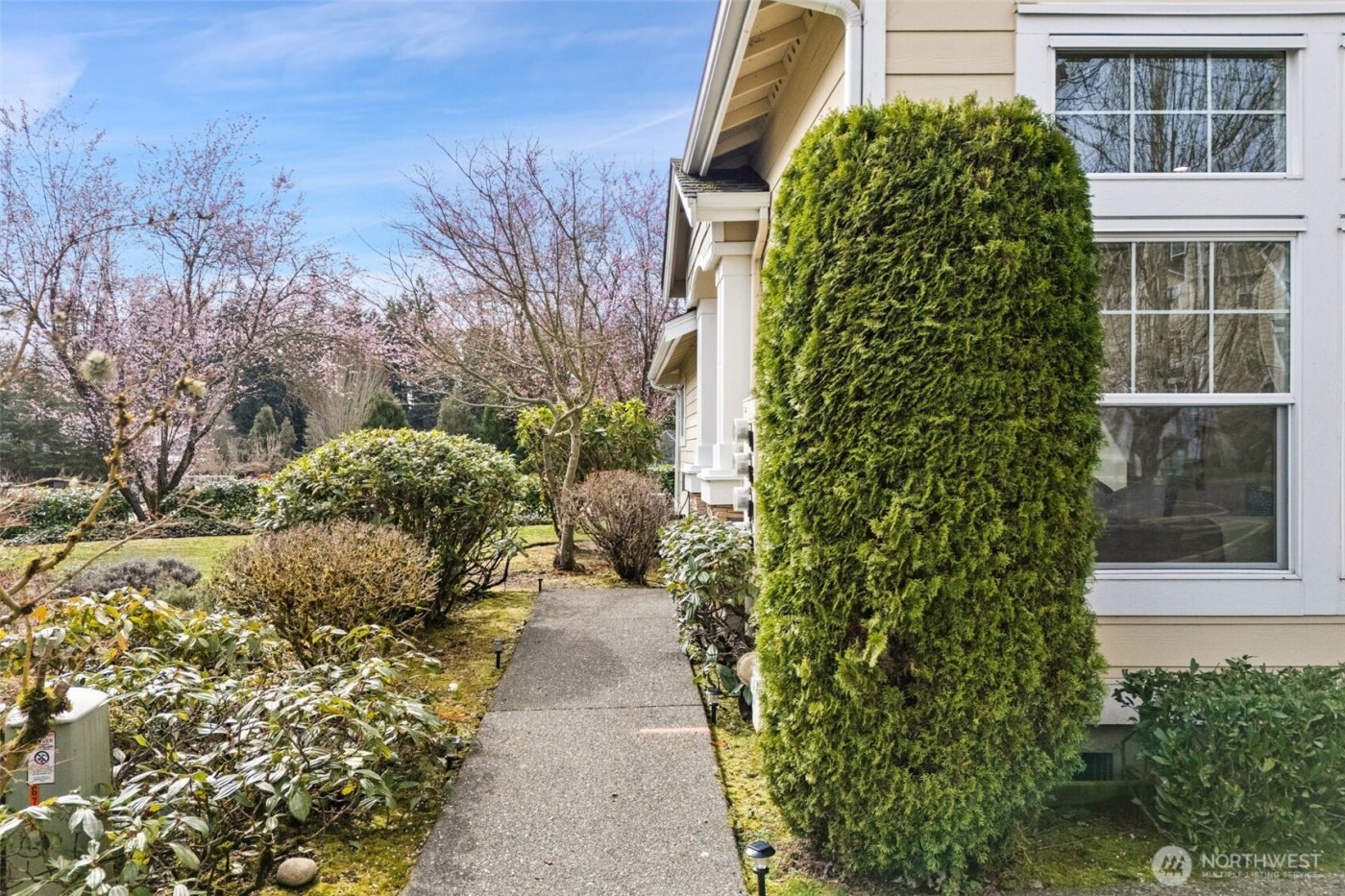 8315 NE 140th Street , Kirkland, WA 98034