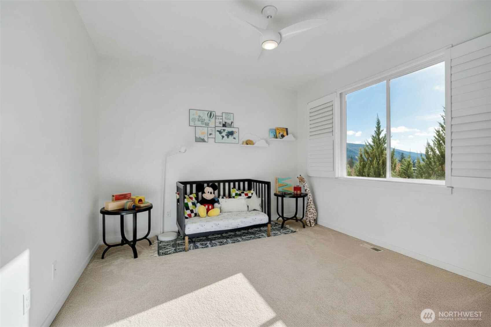 9327 Satterlee Avenue SE, Snoqualmie, WA 98065