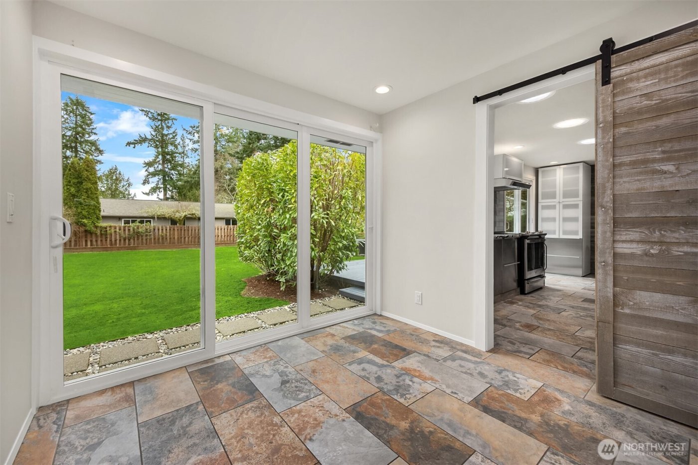 1090 Grow Avenue NW, Bainbridge Island, WA 98110