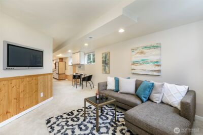 6001 60th Avenue NE, Seattle, WA 98115-7909 - Photo 28